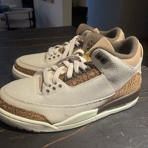 Jordan 3 Retro
Palomino